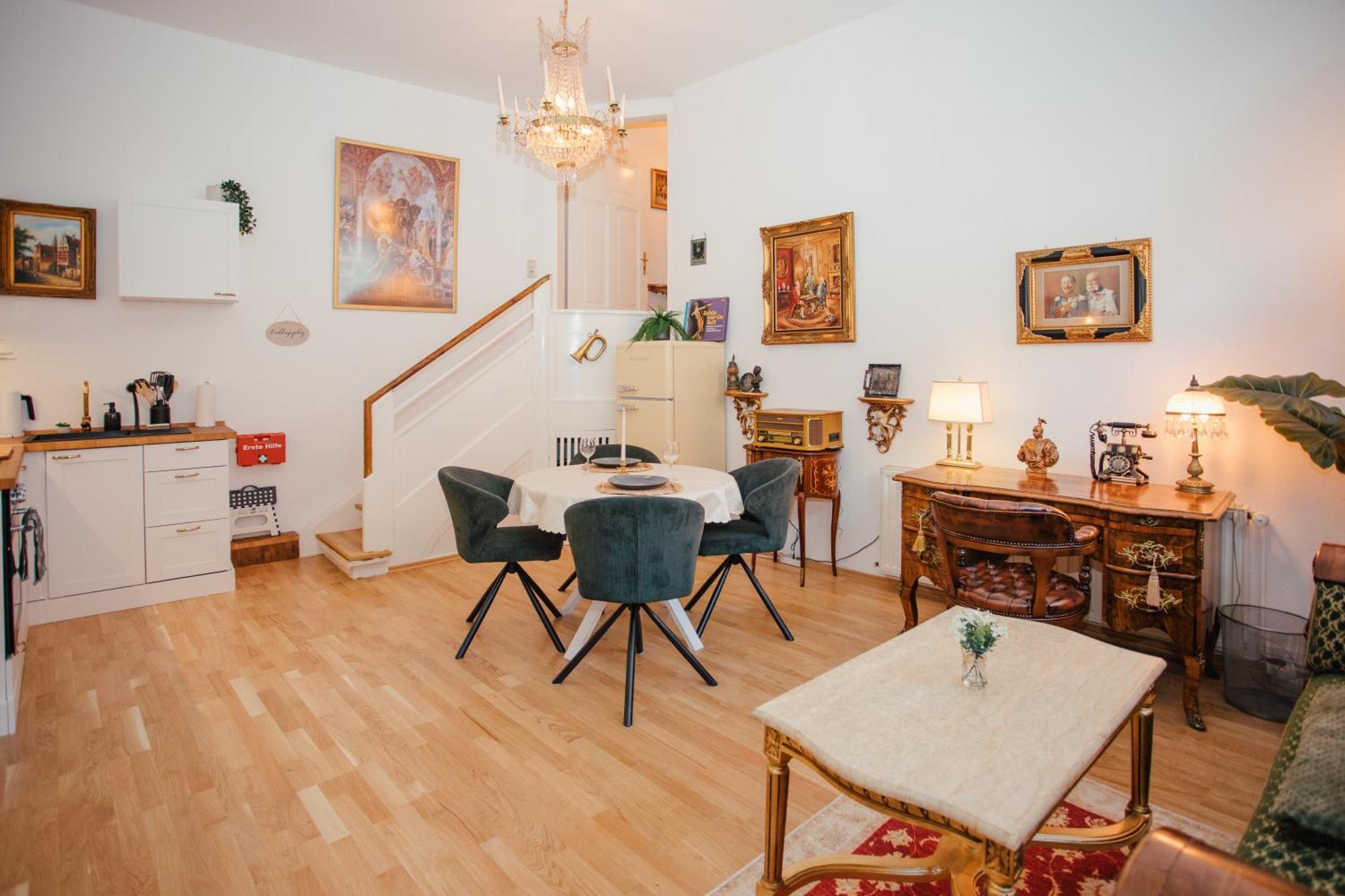 Apartment Kaiser-wilhelm-suite By Meis In Zentral *